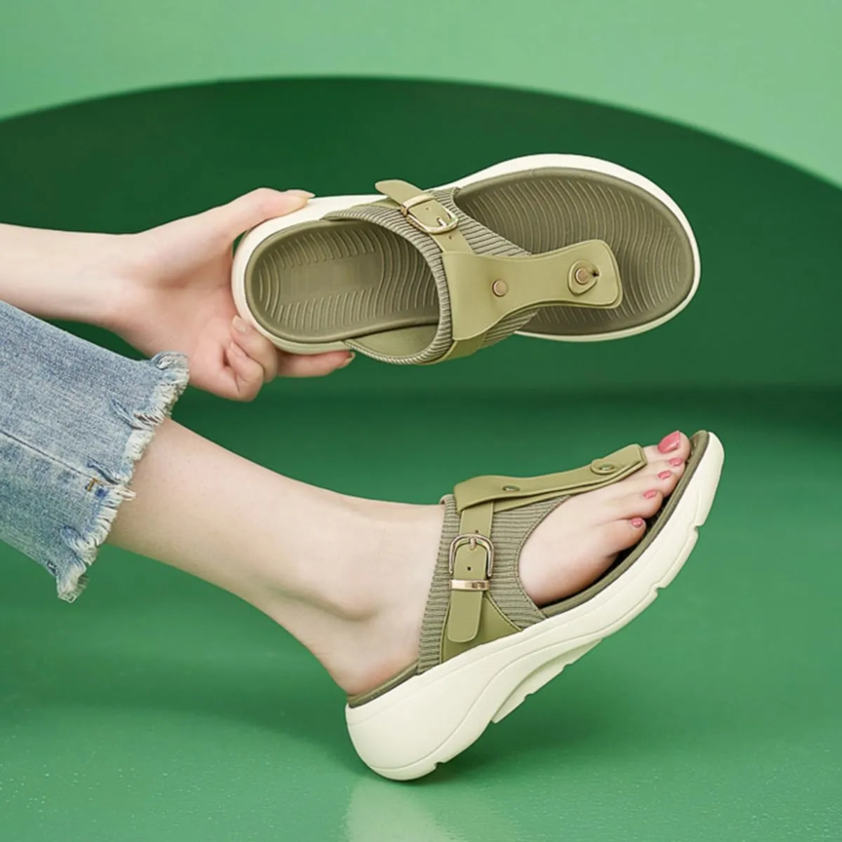 Ciuyurra Women Comfy Flat Slide Sandals