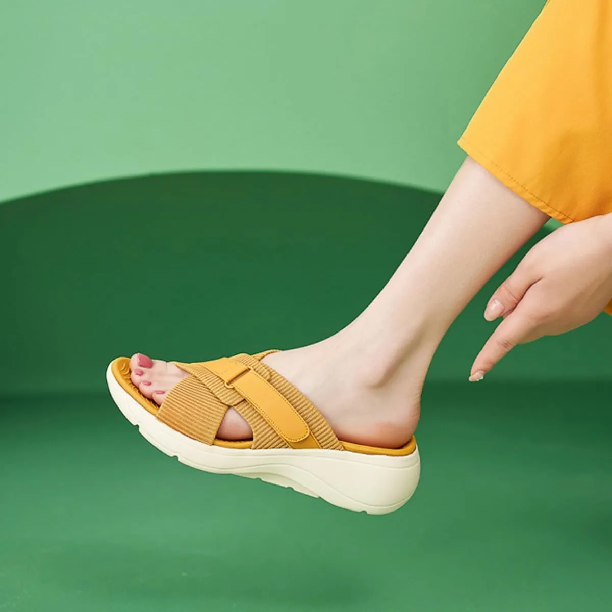 Ciuyurra Women Comfy Flat Slide Sandals
