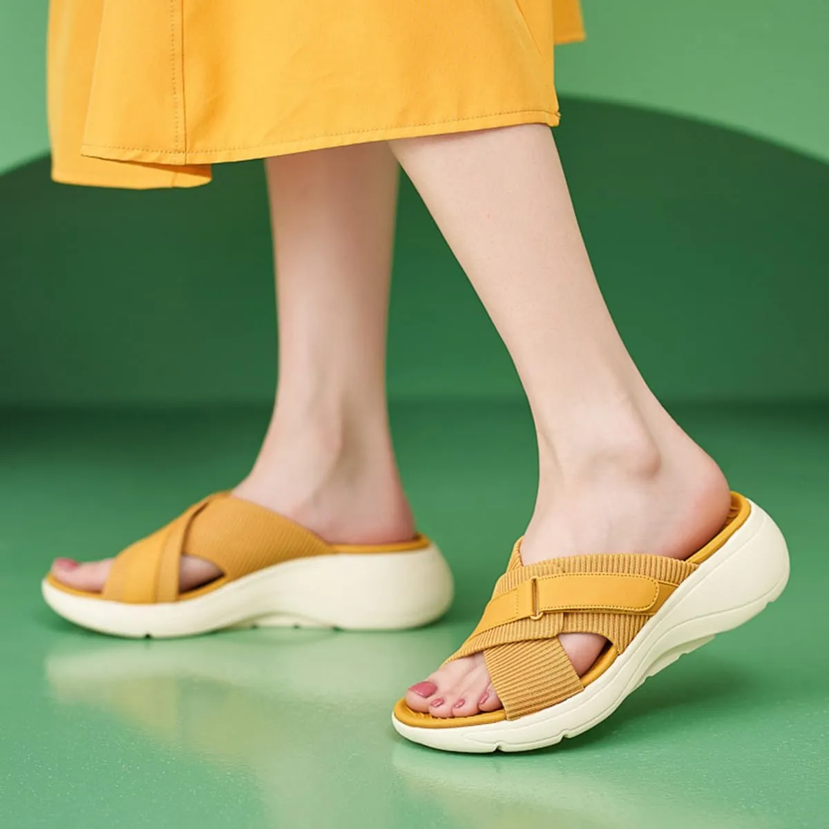 Ciuyurra Women Comfy Flat Slide Sandals