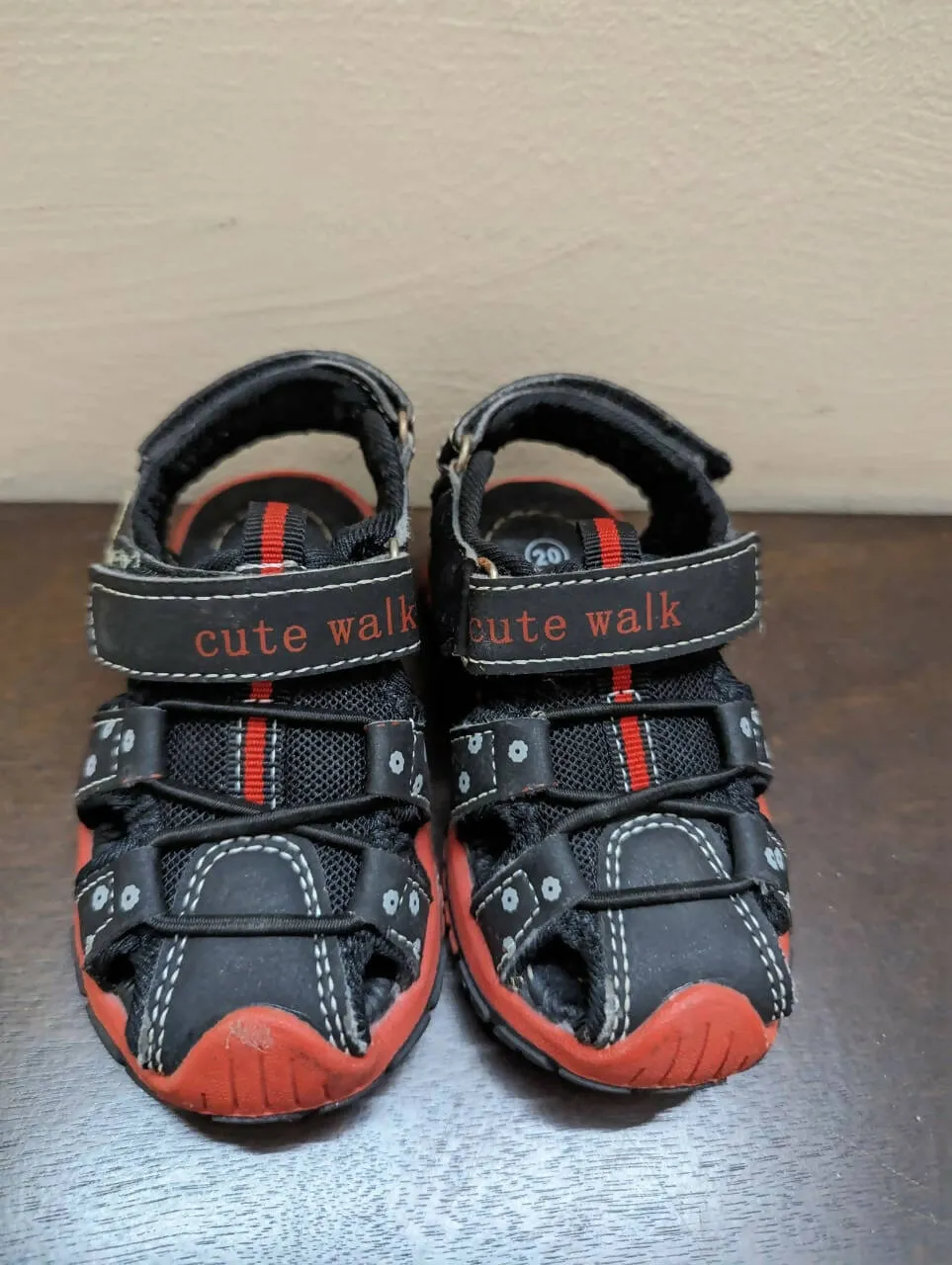 CUTEWALK by BABYHUG Sandals for Baby Boy