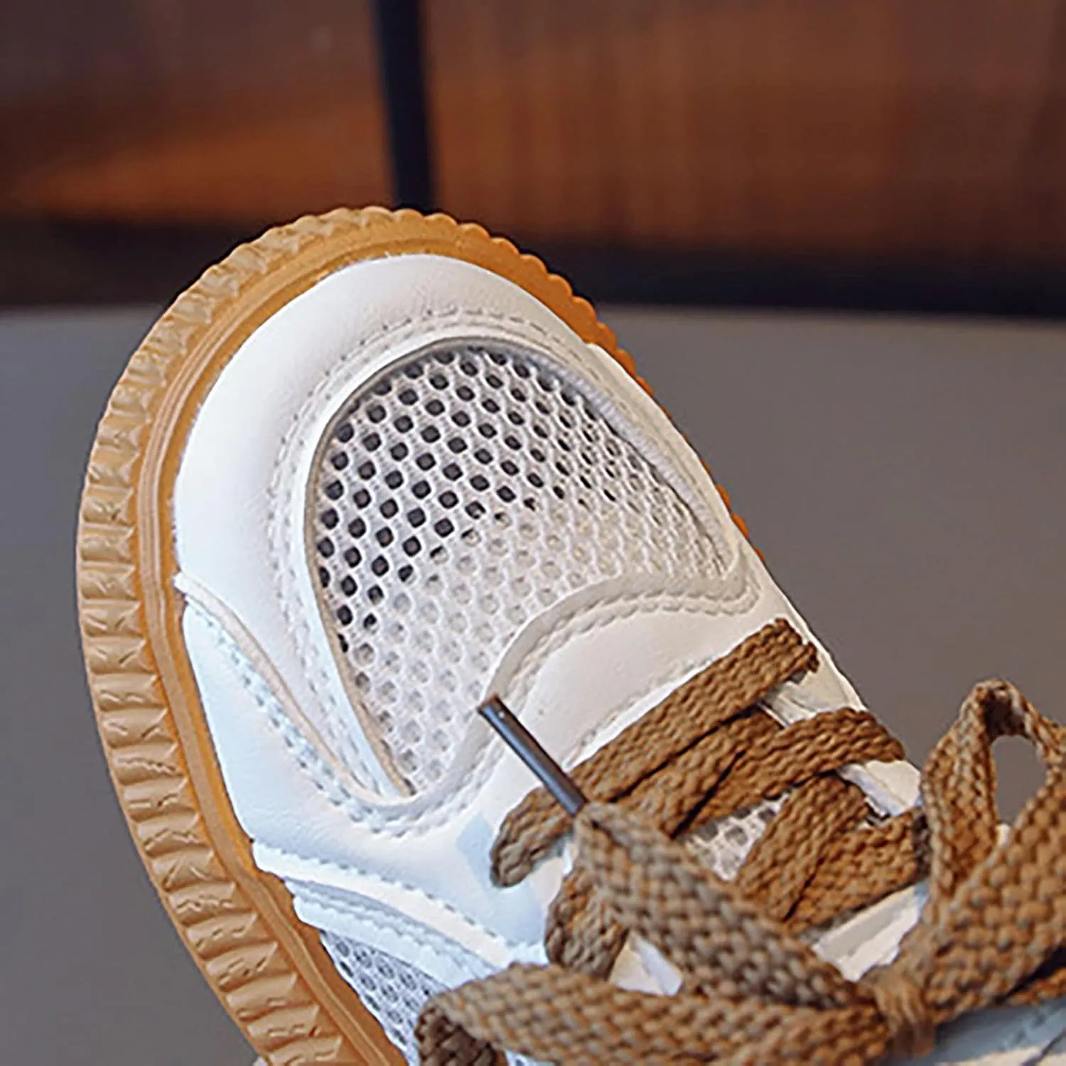 Girls Mesh Platform Sneakers Breathable Lightweight Tennis Shoes Kids Fashion Lace-up Casual Walking Cute Shoes for Kids