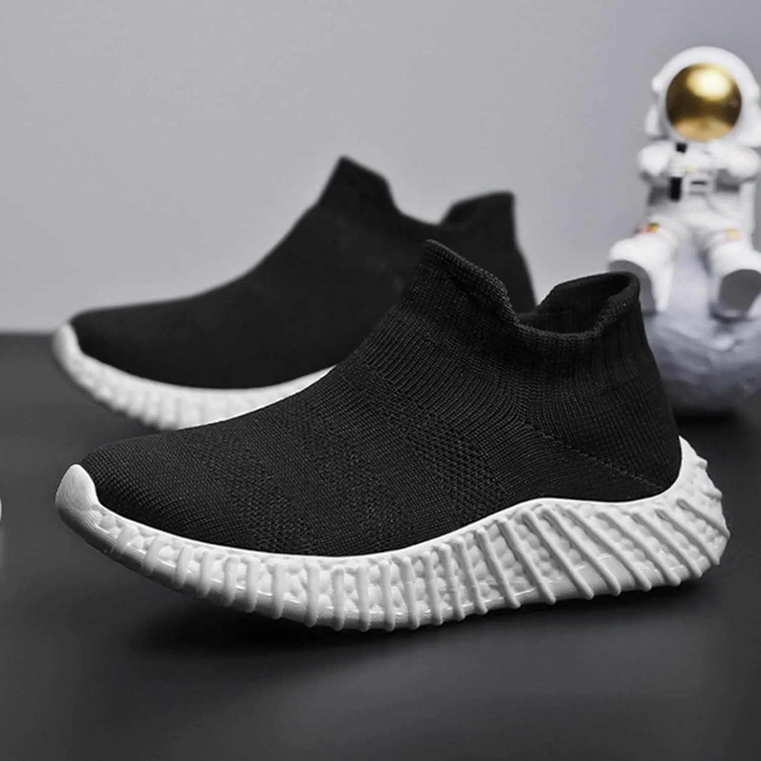 IWIHMIV Toddler Tennis Shoes Boys Walking Shoes Girls Lightweight Breathable Athletic Running Sneakers
