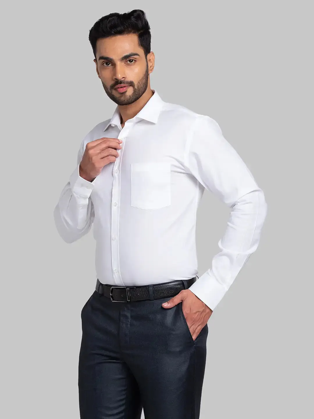 Men White Slim Fit Royal Oxford Cotton Shirts