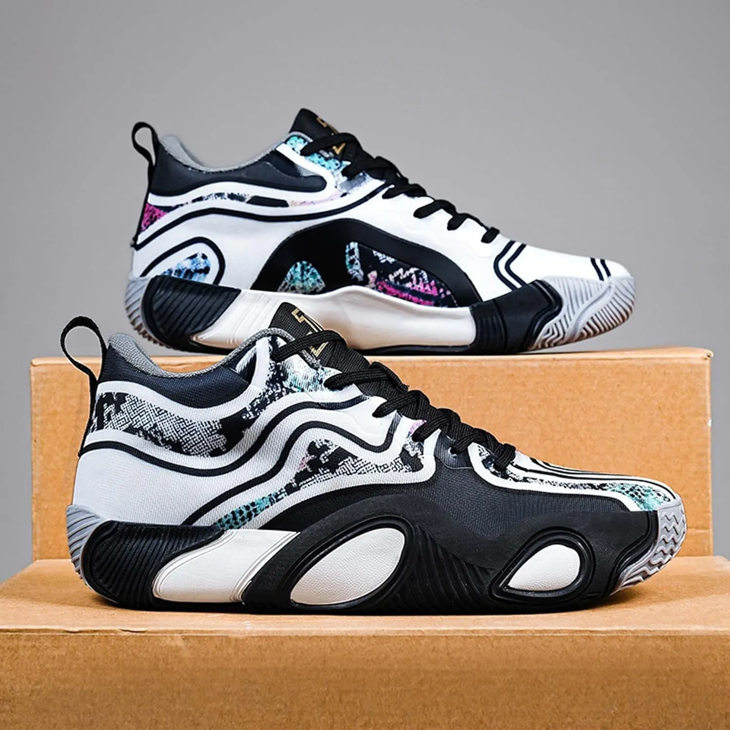 Men's Basketball Shoes are Breathable Anti Slip Wear-Resistant Fashionable Color Blocked Basketball Boots