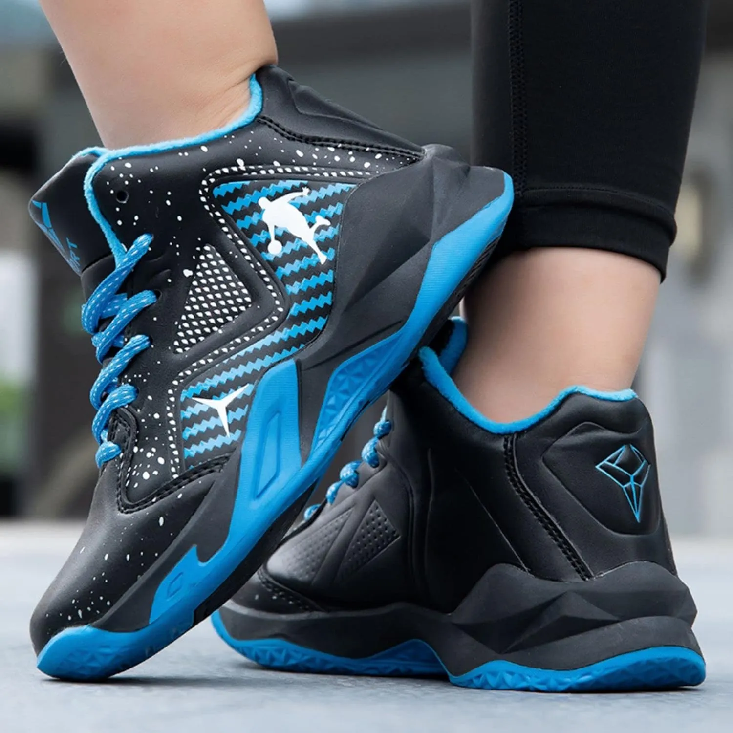 New Plush Fashion Children's Basketball Shoes