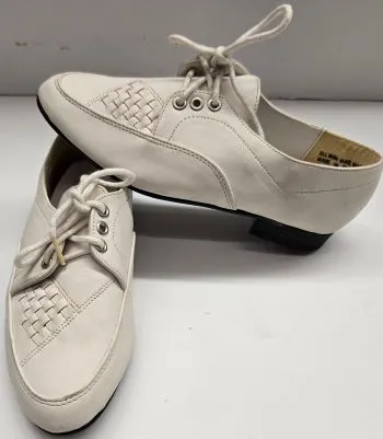Nyx -- Boy's Dress Oxford -- White