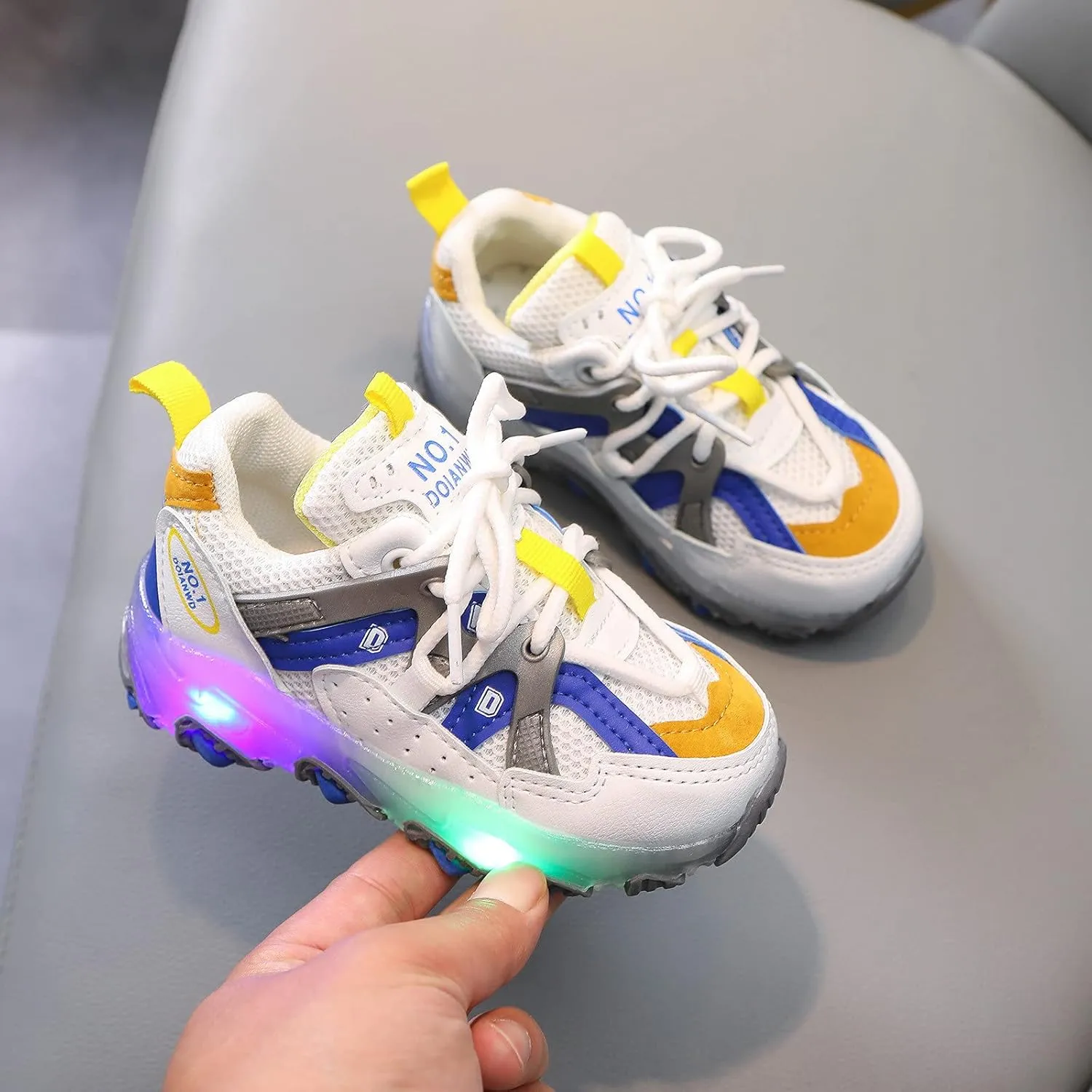 Shoes for Kids,Kids Baby Boys Girls Led Light Sport Shoes Children Mesh Luminous Running Sneakers Shoes 1-7 Years