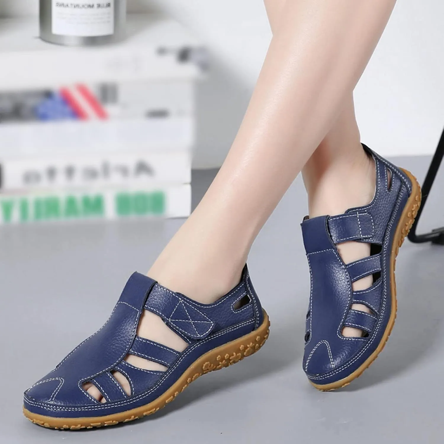 Women's Casual Boho Gladiator Sandals Summer Comfort Soft Sole Closed Toe Ankle Strap Beach Shoes Wide Width Leather Sandals