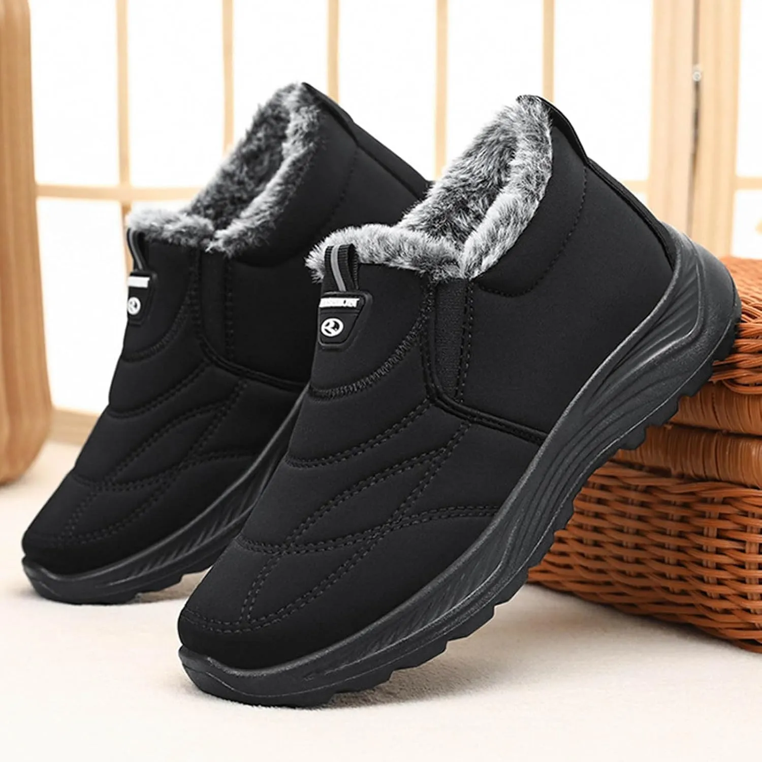 Women's Winter Shoes Waterproof Boots Outdoor Short Rain Boots Insulated Trekking Trail Climbing Shoes Work Boots for Men